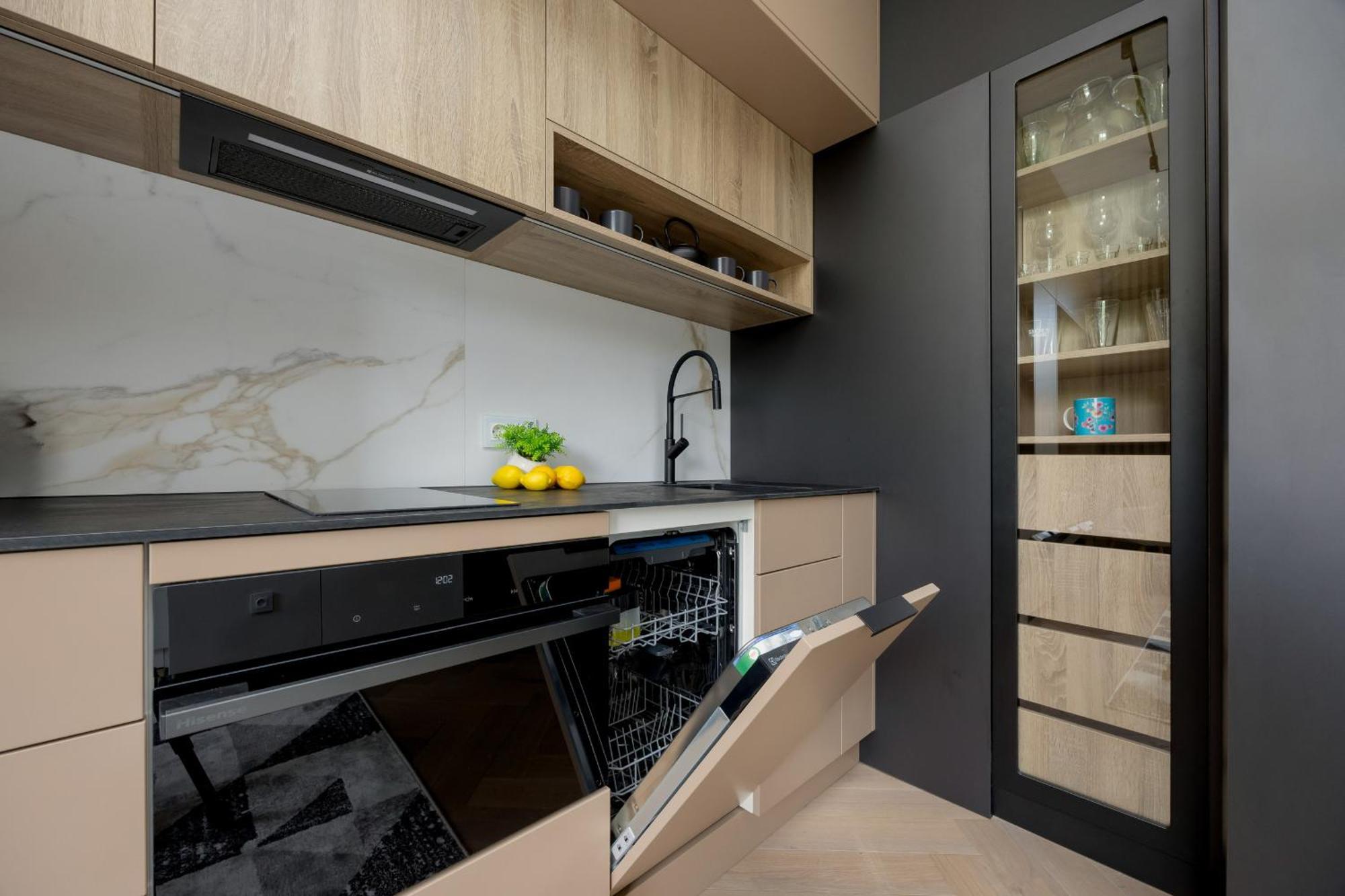 Przytulne W Zielonej Okolicy Srodmiescia By Renters Lägenhet